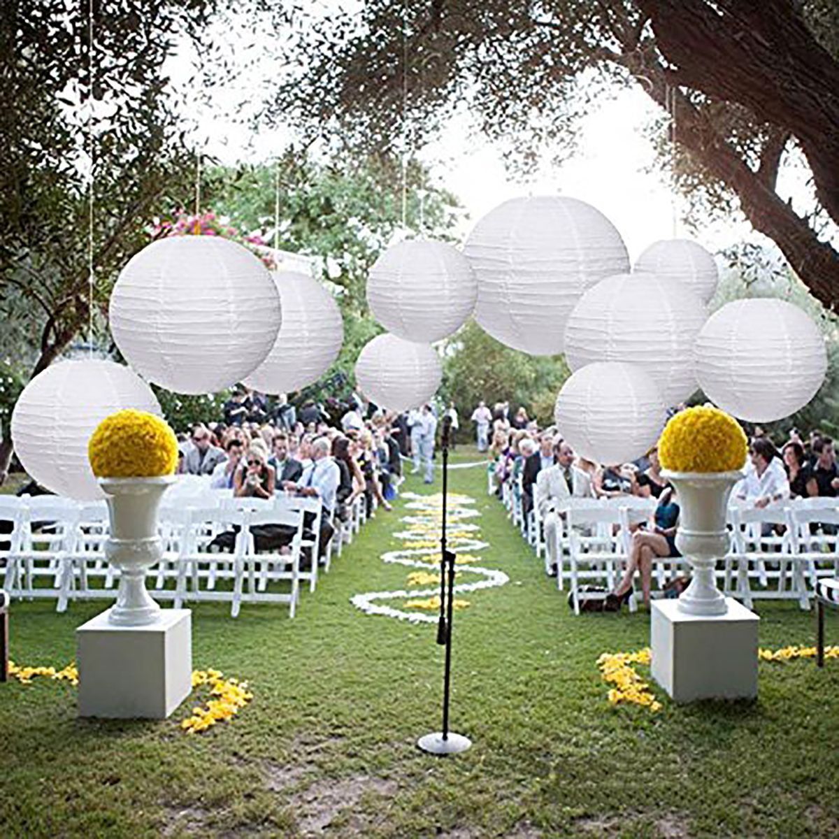 15Packs-White-Round-Paper-Lanterns-with-Assorted-Sizes-for-Wedding-Party-Decorations-1638709